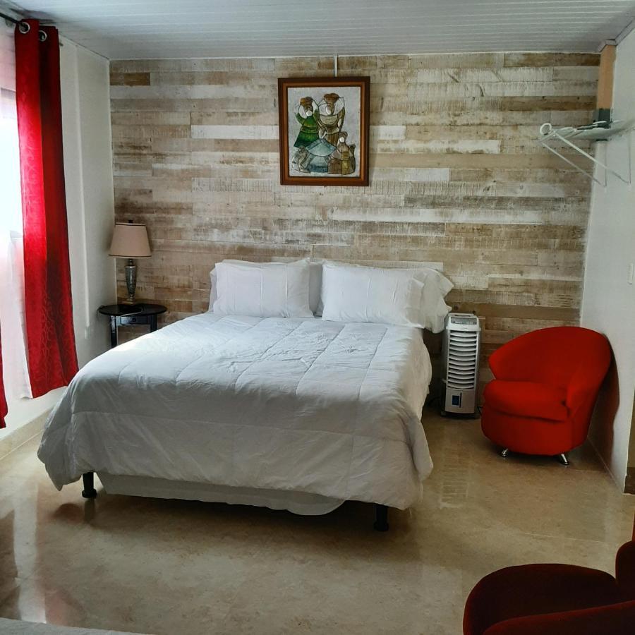 Rancha Azul Inn Alajuela Eksteriør bilde