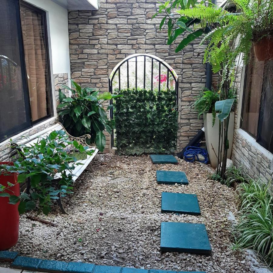 Rancha Azul Inn Alajuela Eksteriør bilde