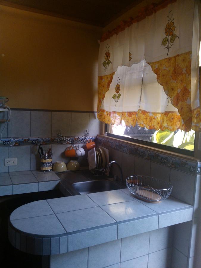 Rancha Azul Inn Alajuela Eksteriør bilde