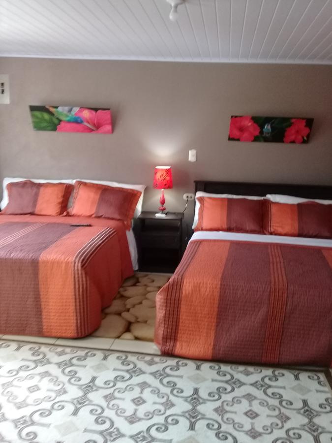 Rancha Azul Inn Alajuela Eksteriør bilde