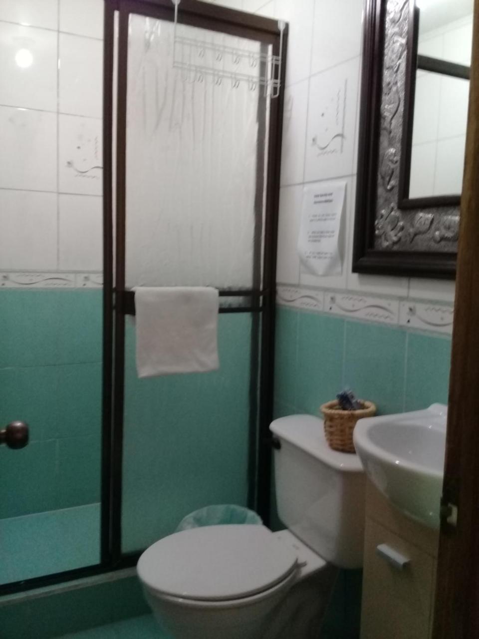 Rancha Azul Inn Alajuela Eksteriør bilde